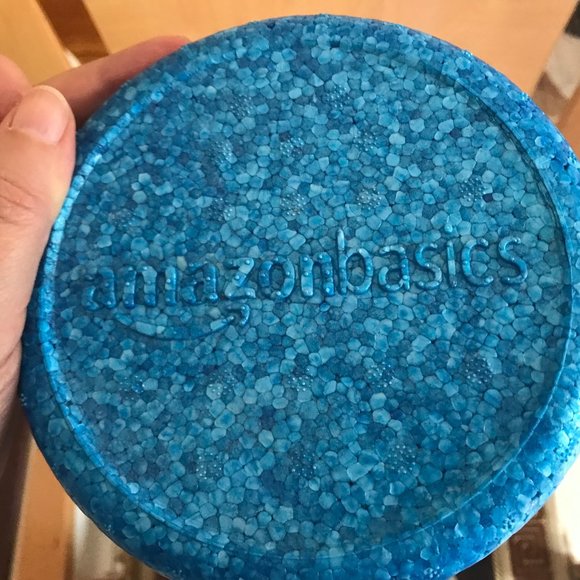 23 inch AmazonBasics High-Density Round Foam Roller for Exercise/Massage - Picture 3 of 3